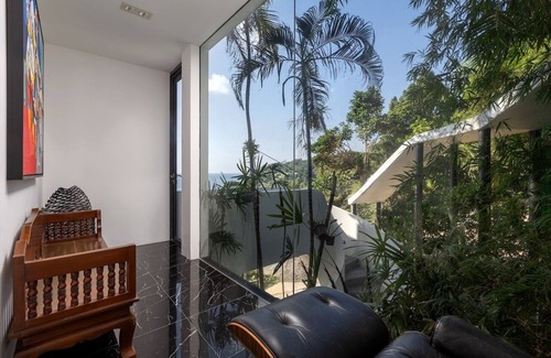 Kamala Villa | “Family-Friendly Villa Yin Spacious Retreat with Infinity Pool”