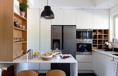 Sao Pedro de Penaferrim Villa | Family-Friendly Villa in Sintra Surrounded by Nature
