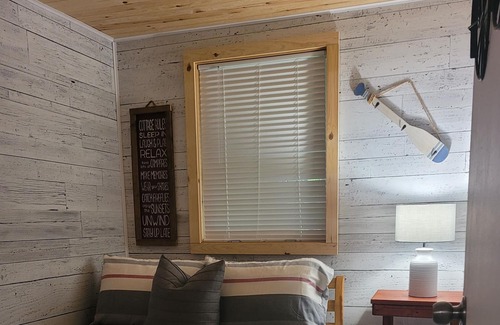 Armour Cottage | Family Friendly Waterfront Cottage on Three Mile Lake