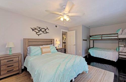 Bay Isle House | Family friendly with large pool