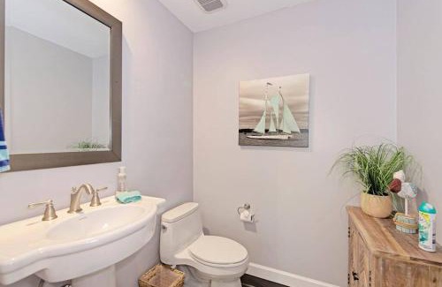 Bay Isle House | Family friendly with large pool