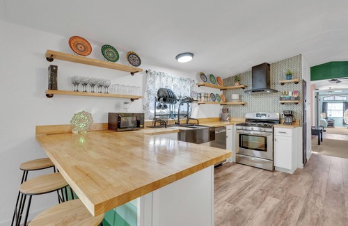 El Paso House | Family Fun! 6 miles to Sunland Park Race Track!