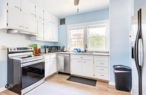 Benson House | Family Fun at Fontenelle 4Br 2Bth Omaha