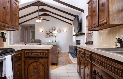 Republic House | Family Fun at Primrose Retreat - Cozy, Clean & Chemical-Free