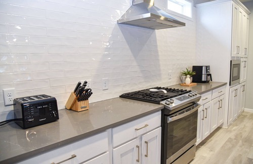 Long Neck House | Family fun-beach, marina, pools, pet friendly!