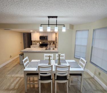 Royal Palm Bay Apartment | Family Fun Getaway close to Disney