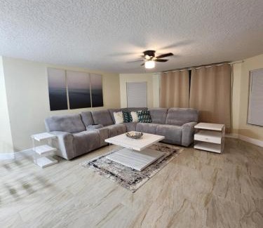 Royal Palm Bay Apartment | Family Fun Getaway close to Disney