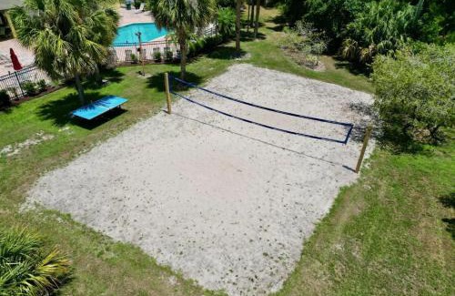 Royal Palm Bay Apartment | Family Fun Getaway close to Disney