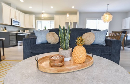 Long Neck House | Family fun home, beach, pools, pet friendly!