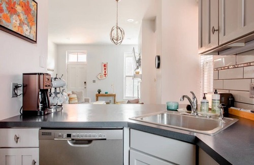 Lafayette Square House | Family Fun in Lafayette Square/ABODEbucks