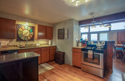 Sagle House | Family Fun Lake Cabin With Hot Tub and Private Dock