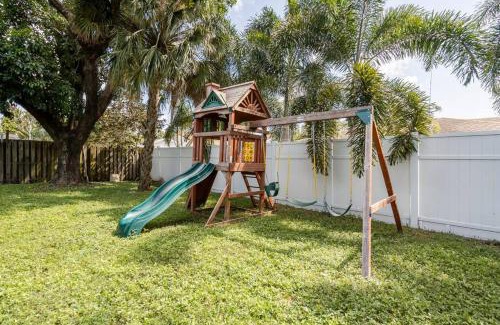Survey Creek Villa | Family Fun Oasis!
