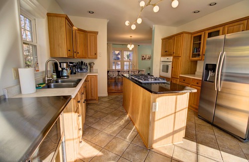 Westport House | Family fun on Lake Norman with Kayaks Game Room Workspaces