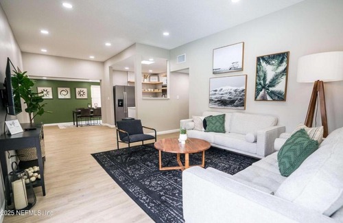 Lakewood House | Family Fun Retreat - Heated Pool & Arcades