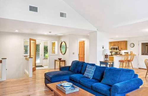 Quechee House | Family & Game Rooms, Large Deck - Highland Ridge