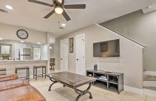 Wright House | Family Getaway in Ocean City | 2 Miles to Beach