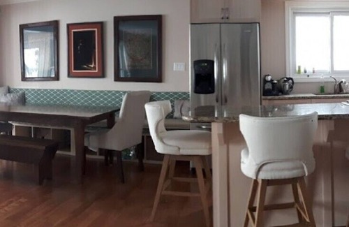 Severn Cottage | Family Getaway On Lake Couchiching - Cumberland Beach