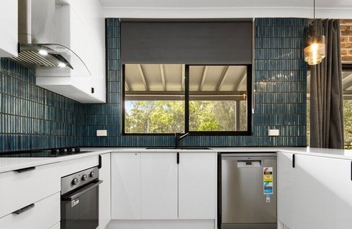 Salt Ash House | Family Getaway in Salt Ash