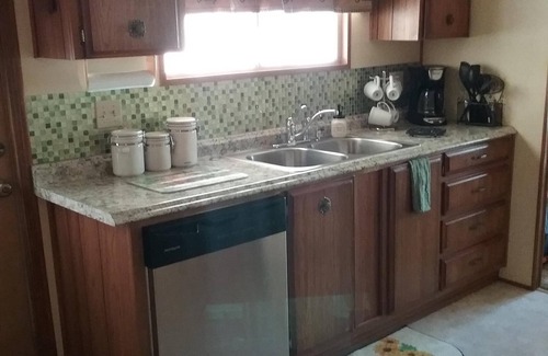Bullhead City House | Family getaway, Pet Friendly, Snowbirds, Weekend Warriors, Welcome