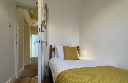 Slyne House | Family & Group 4 Bedrooms Parking Luxurious