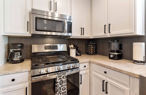 Scottsdale Country Acres House | Family/Group Space: Has it ALL with 2 Neighboring Houses+2Pools+Hot Tub &More!