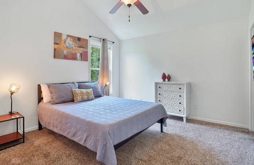 Clarksville House | Family Haven: Inviting 3 Bedroom, 2 Bathroom Home with a Safe Fenced Backyard