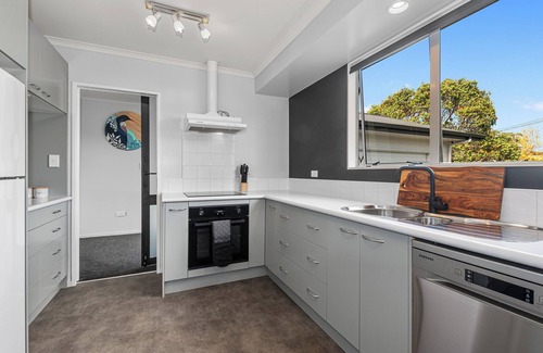 Waipu House | Family Haven - Waipu Holiday Home