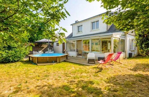 La Chapelle-sur-Erdre House | Family home with pool