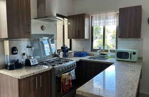 Cuernavaca House | Family home: 2 pools, private gym, parking x2 - 6 min downtown, near venues