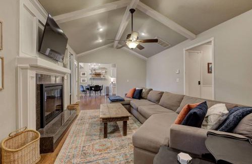 Edmond House | Family Home 5 Beds 3 Baths By Oc