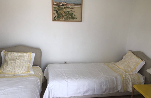 Ile d'Yeu House | Family home, 5-minute walk from Les Vieilles beach.