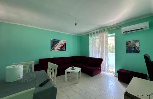 Borsh Apartment | Family Home