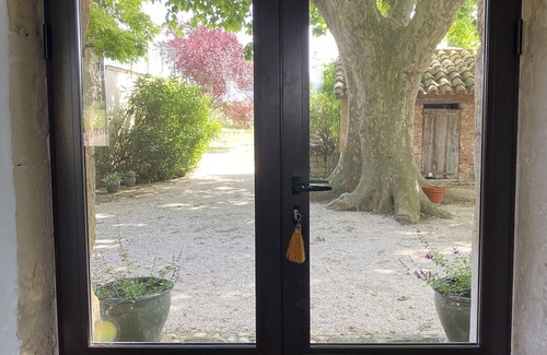 Tulette House | Family home amidst vineyards in Drôme provençale