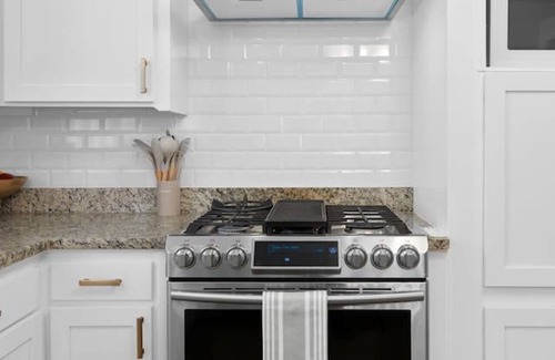 Hanahan House | Family Home and Private Backyard