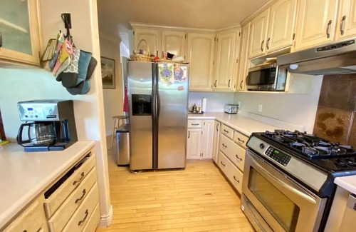 Salt Lake City House | Family Home and Neighborhood