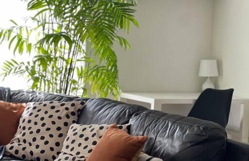 Rockingham House | Family Home Away From Home