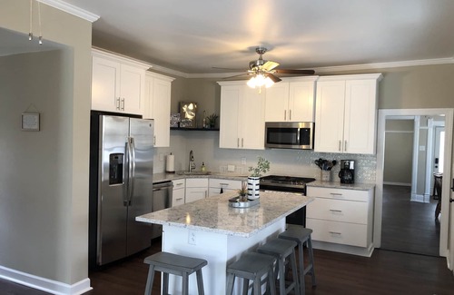 South Haven House | Family Home close to Downtown & Beach!