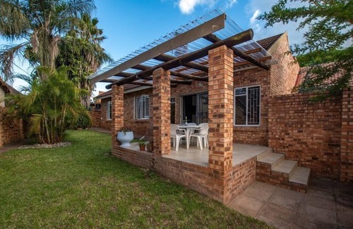 Nelspruit House | Family home close to Kruger National Park, shops, restaurants and