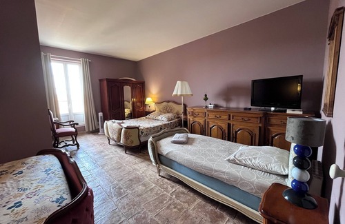 Neffies House | Family home, exceptional venue for events, for 30-35 people.
