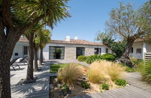 La Couarde-sur-Mer House | Family home by the beach in la Couarde