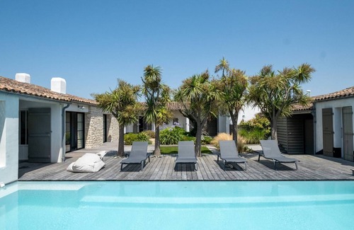 La Couarde-sur-Mer House | Family home by the beach in la Couarde