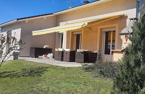Pointis-de-Riviere House | Family home, view of the Pyrenees