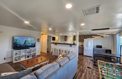 Meadview House | Family Home Grand Canyon Desert
