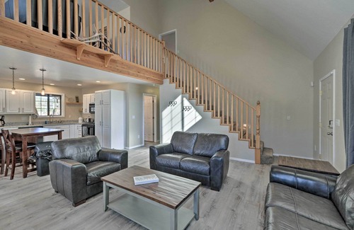 Flagstaff House | Family Home in Flagstaff w/Surrounding Mtn Views!