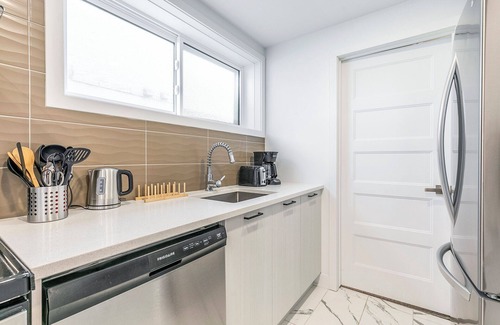 Lafleche Apartment | Family Home in Longueuil 2 Bed 1 Bathroom