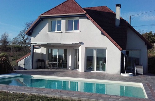 Castetner House | Family home in Loubieng