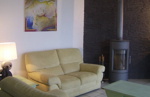 Castetner House | Family home in Loubieng