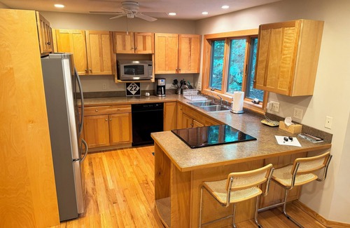 Empire House | Family home in the center of Glen Arbor!