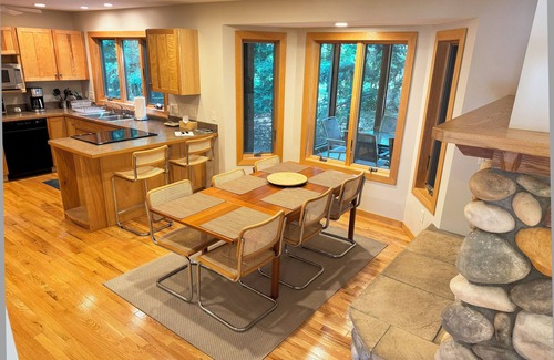 Empire House | Family home in the center of Glen Arbor!