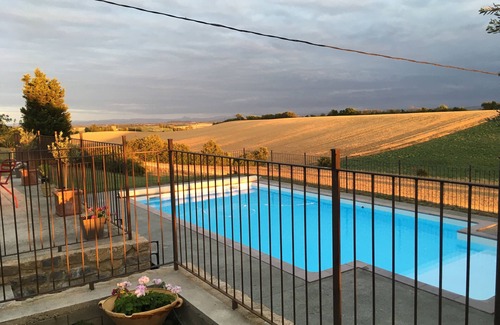 Puginier House | Family home in the country with swimming pool